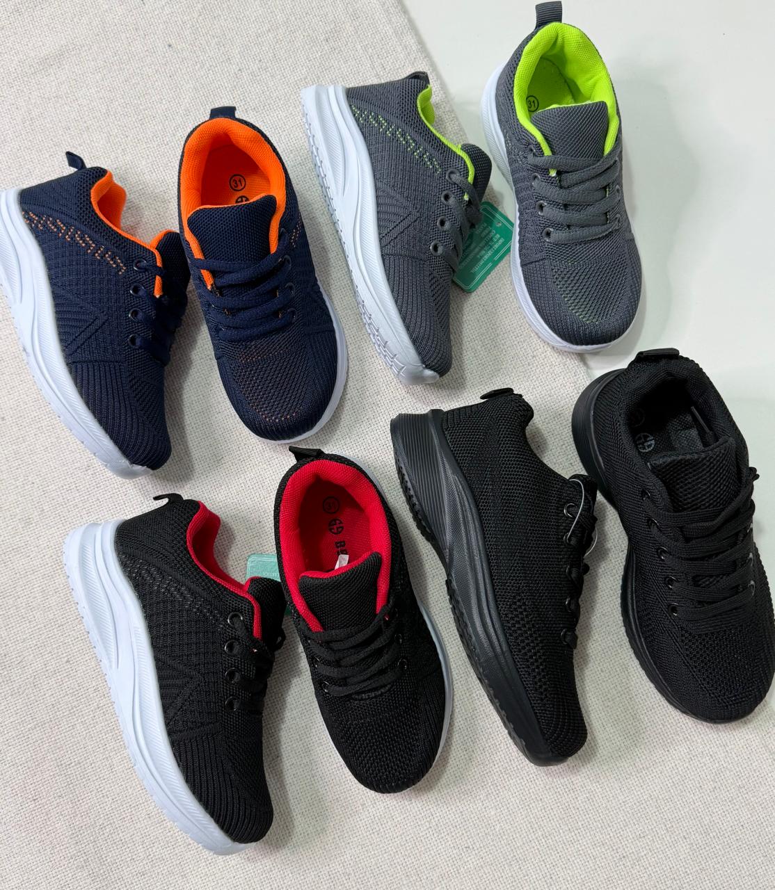 Calzado liviano costurado especial para la vuelta a clases