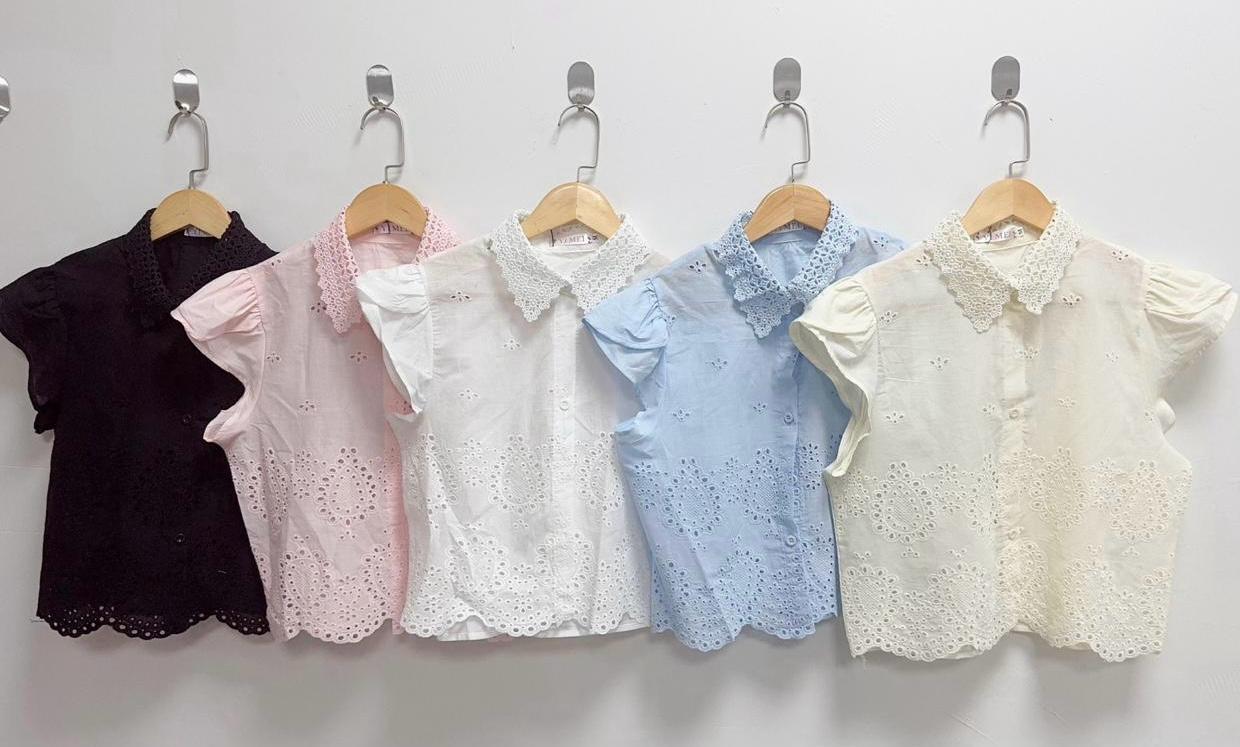 Camisa disponible con encaje y varios tonos