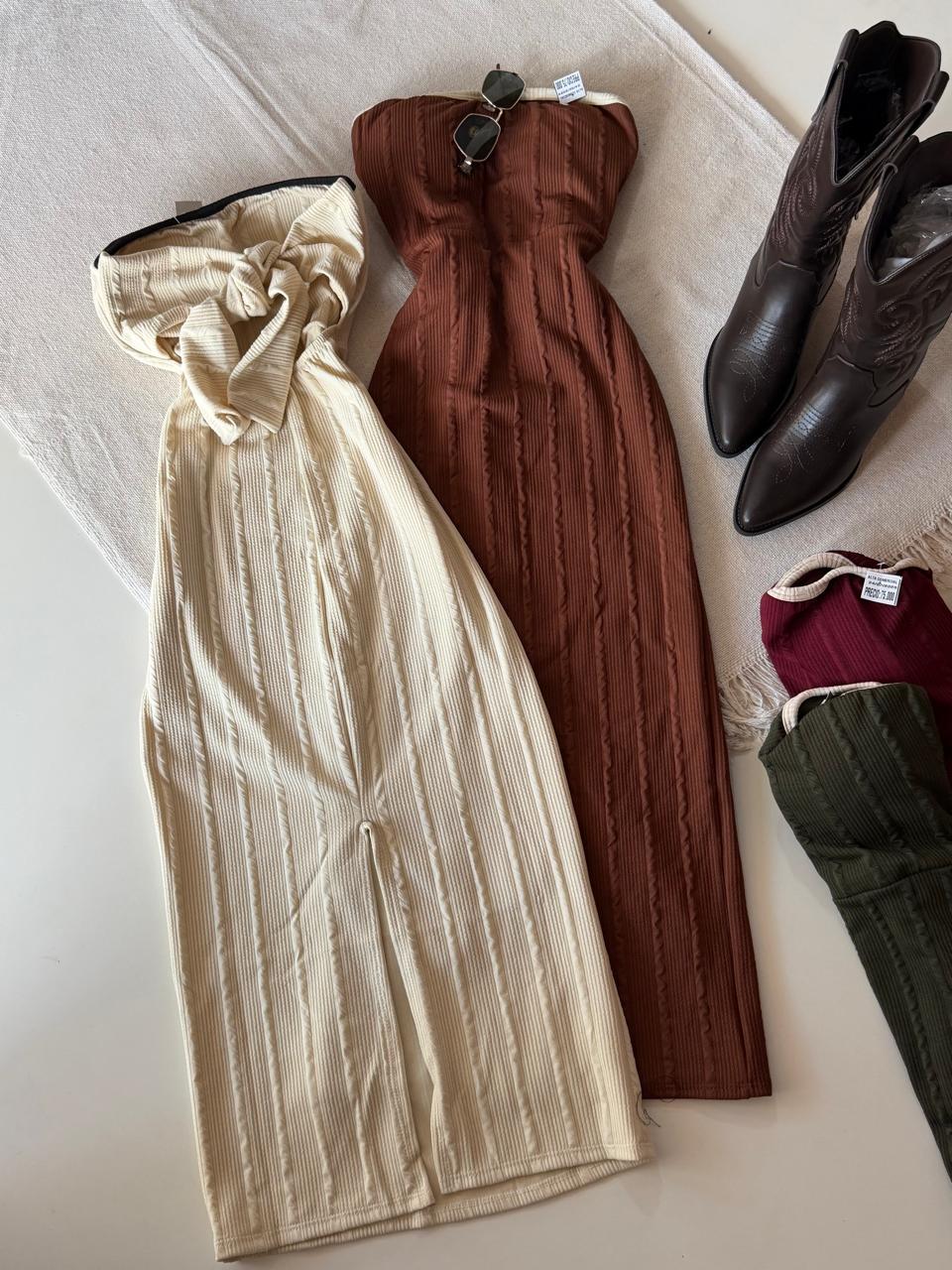 Vestido midi en morley con pechera