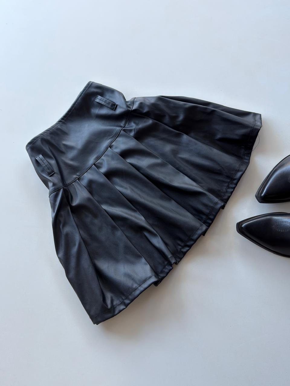 Pollera Plisada en Cuerina 😍✨